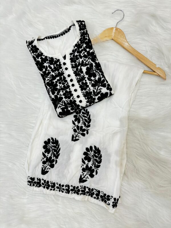 Vamika Rayon set