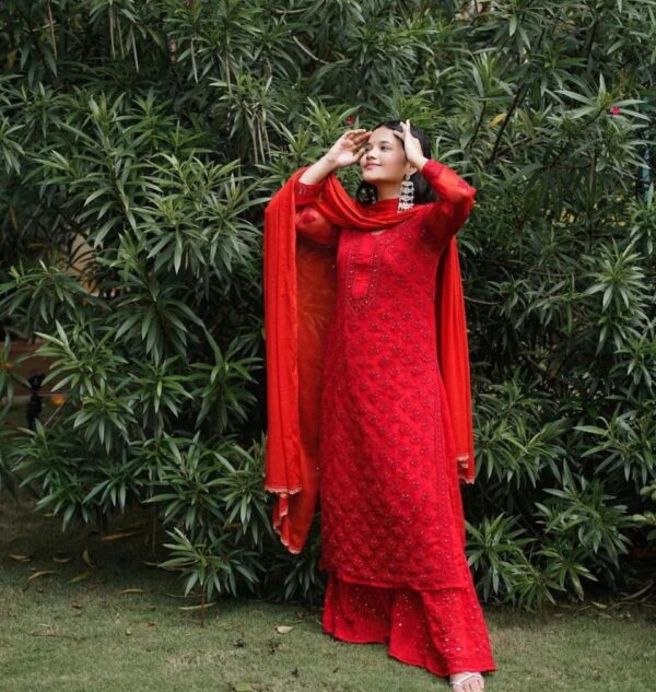 GEORGETTE MUKAISH SET