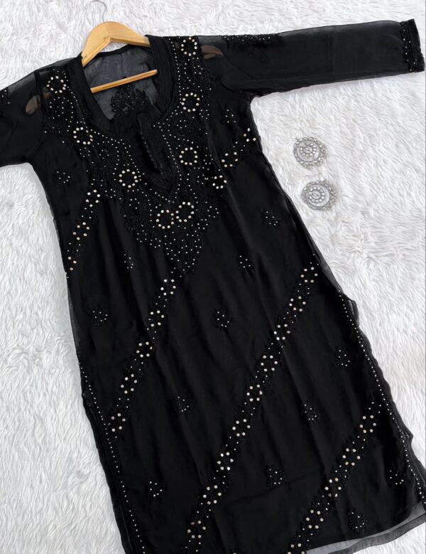 MUKAISH STRAIGHT KURTA