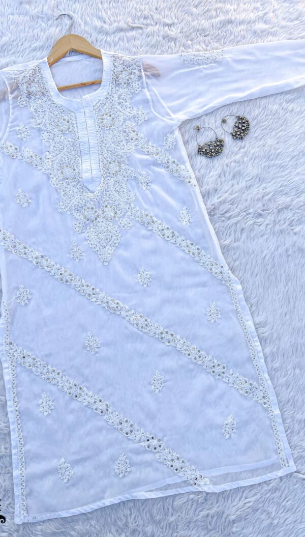 MUKAISH STRAIGHT KURTA