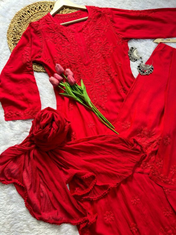 Zeenat Rayon Chikankari Set