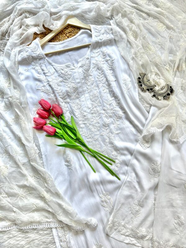 Zeenat Rayon Chikankari Set