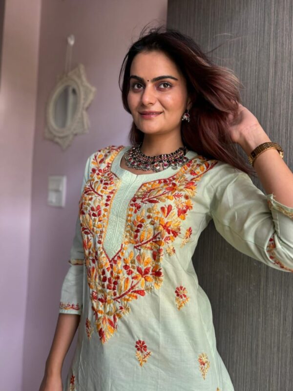 Milti threadwork kurti