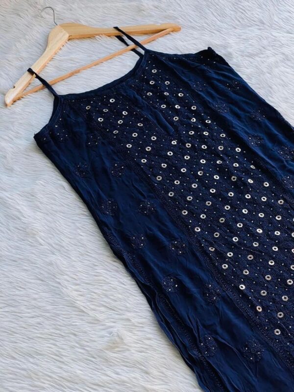 Ring jaal sleeveless kurti