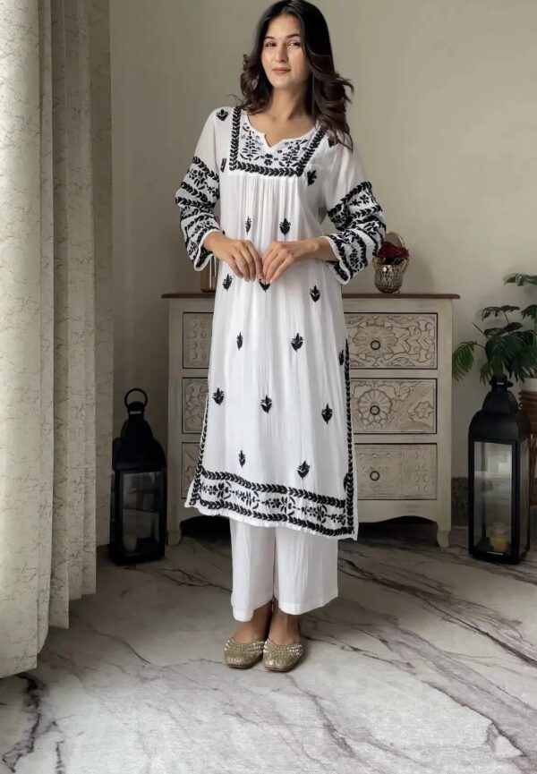 Nyra cut kurti with pant