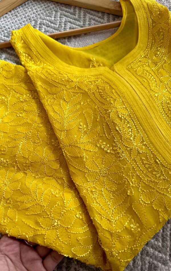 Premium jaal kurti