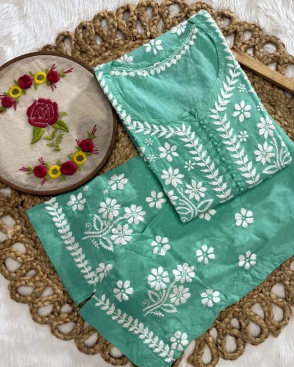 Nyra cut coord set